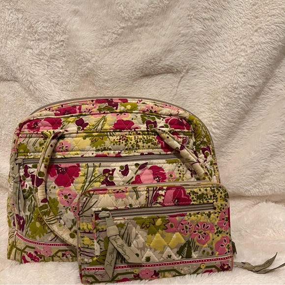 Vera Bradley Large Shoulder Tote in “Make Me Blush”with Matching Wallet - Picture 5 of 6